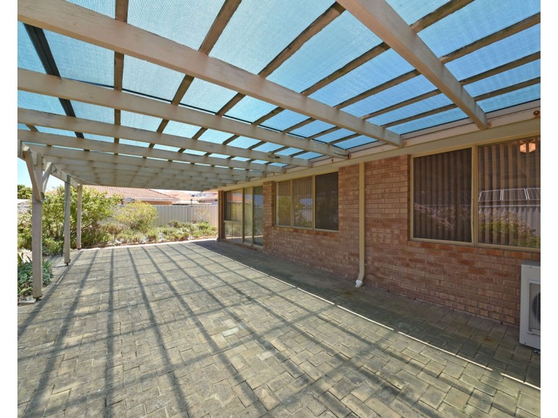 11 Carnarvon Rise, Ocean Reef WA 6027