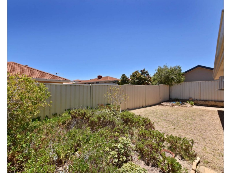 11 Carnarvon Rise, Ocean Reef WA 6027