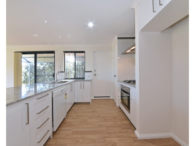 21 Blue Mountain Link, Merriwa WA 6030