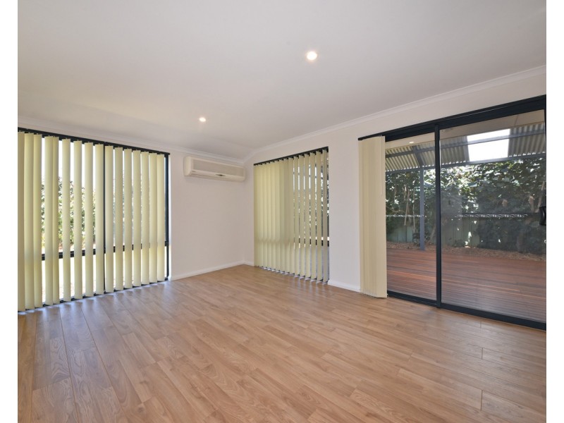 21 Blue Mountain Link, Merriwa WA 6030