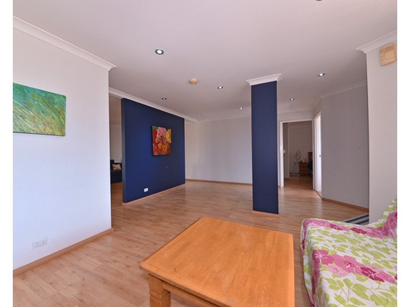 11 Petersen Close, Clarkson WA 6030