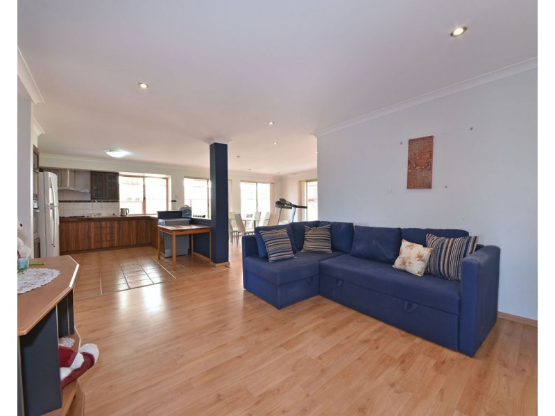 11 Petersen Close, Clarkson WA 6030