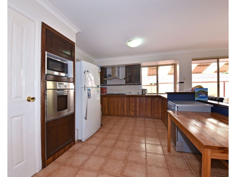 11 Petersen Close, Clarkson WA 6030