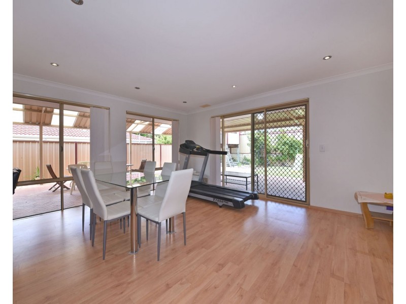 11 Petersen Close, Clarkson WA 6030