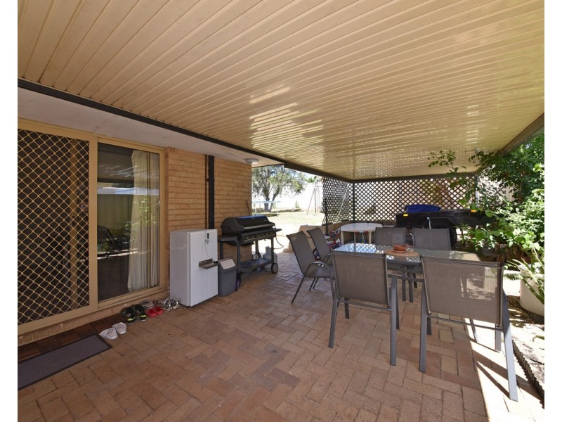 22 Greyhound Drive, Merriwa WA 6030
