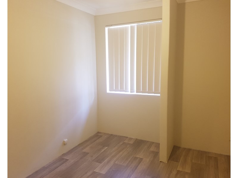 27 Meadow Place, Quinns Rocks WA 6030