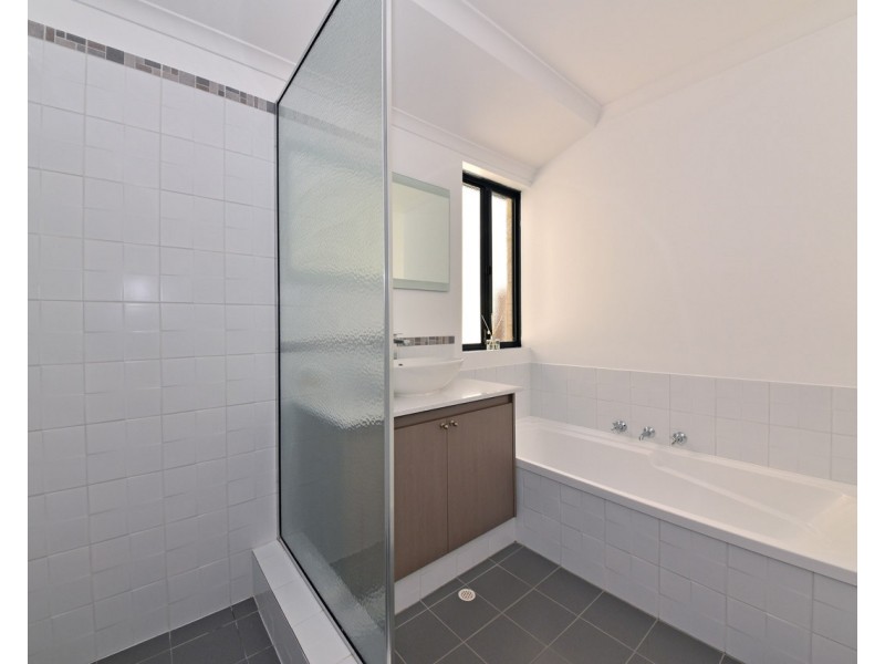 35 Tamarama Crescent, Clarkson WA 6030