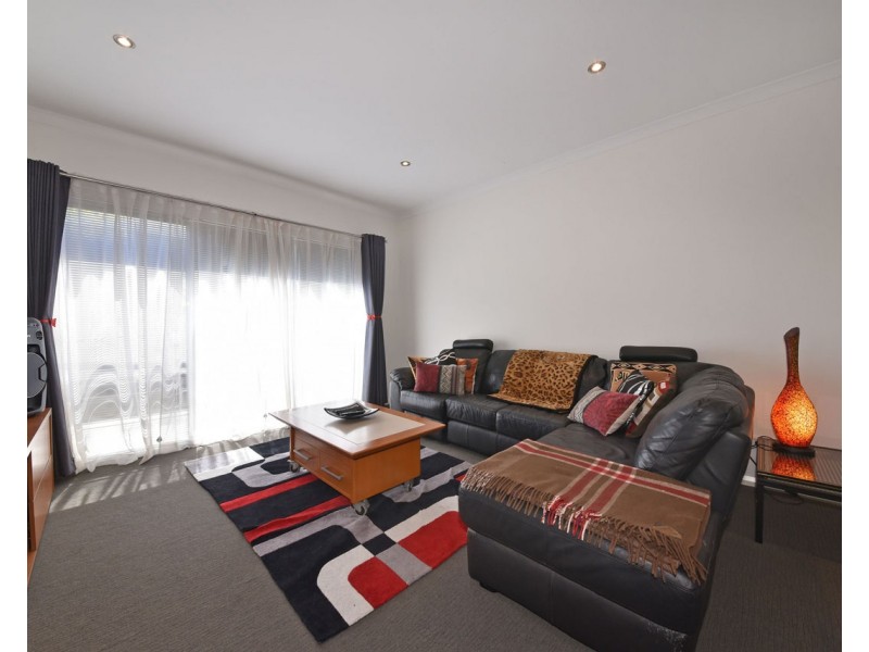 8 Kitson Turn, Clarkson WA 6030