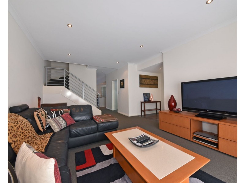 8 Kitson Turn, Clarkson WA 6030