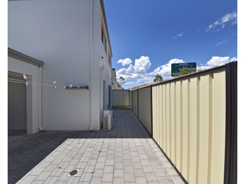 8 Kitson Turn, Clarkson WA 6030