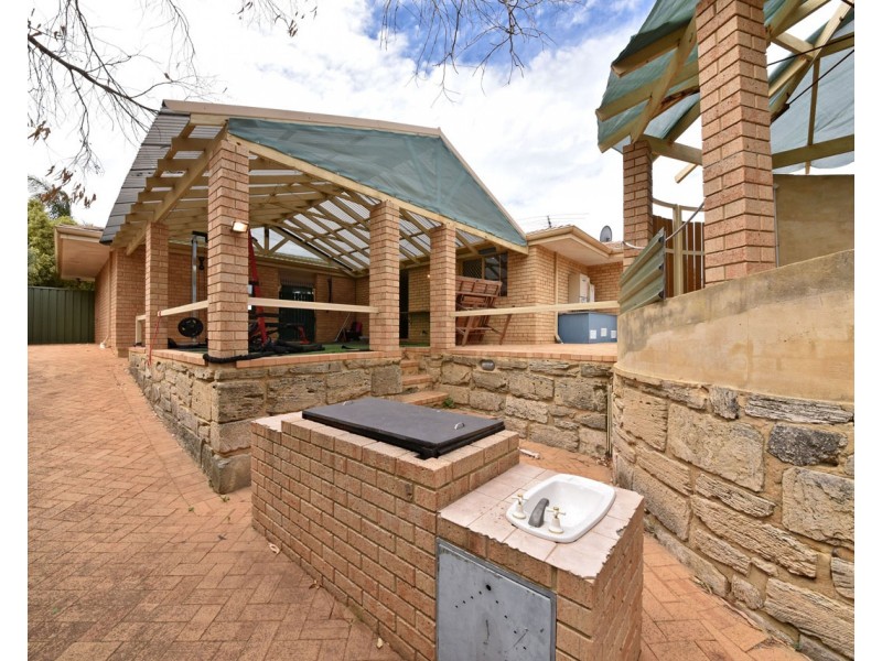 4 Calabar Court, Merriwa WA 6030