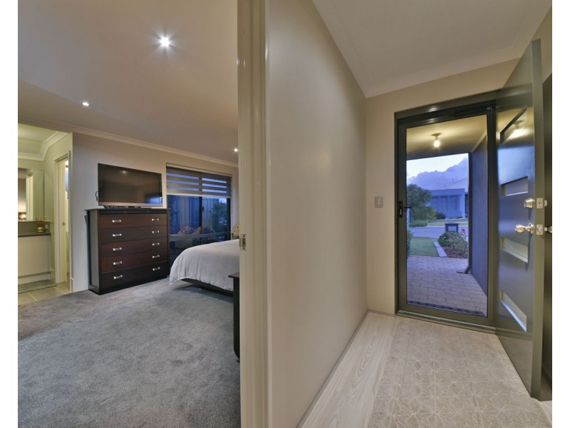 18 Columbia Crescent, Alkimos WA 6038