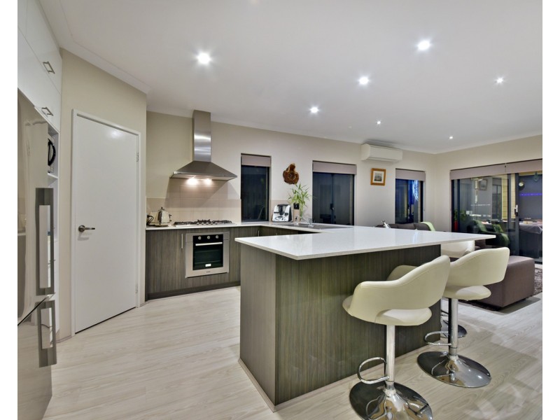 18 Columbia Crescent, Alkimos WA 6038