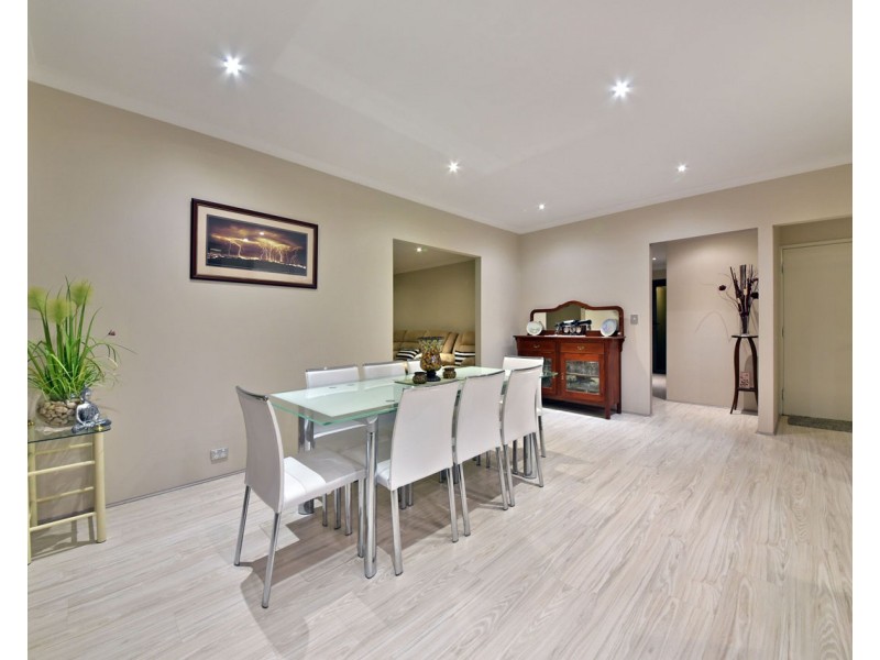 18 Columbia Crescent, Alkimos WA 6038