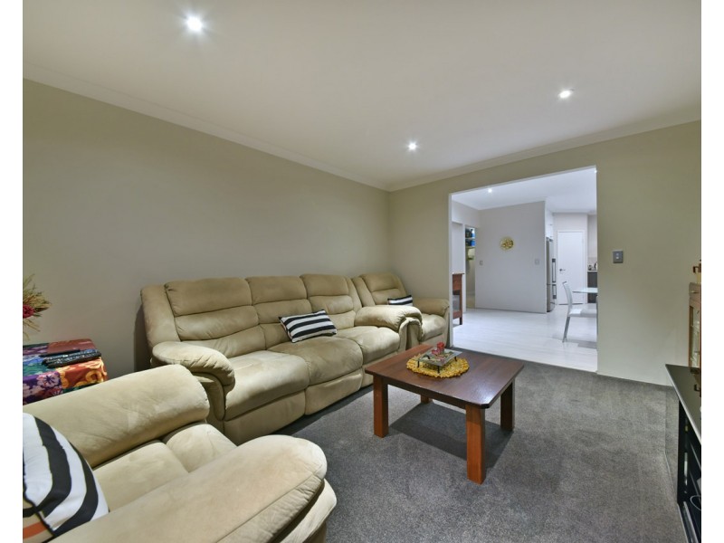 18 Columbia Crescent, Alkimos WA 6038