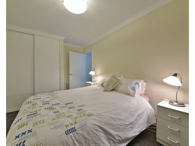 18 Columbia Crescent, Alkimos WA 6038