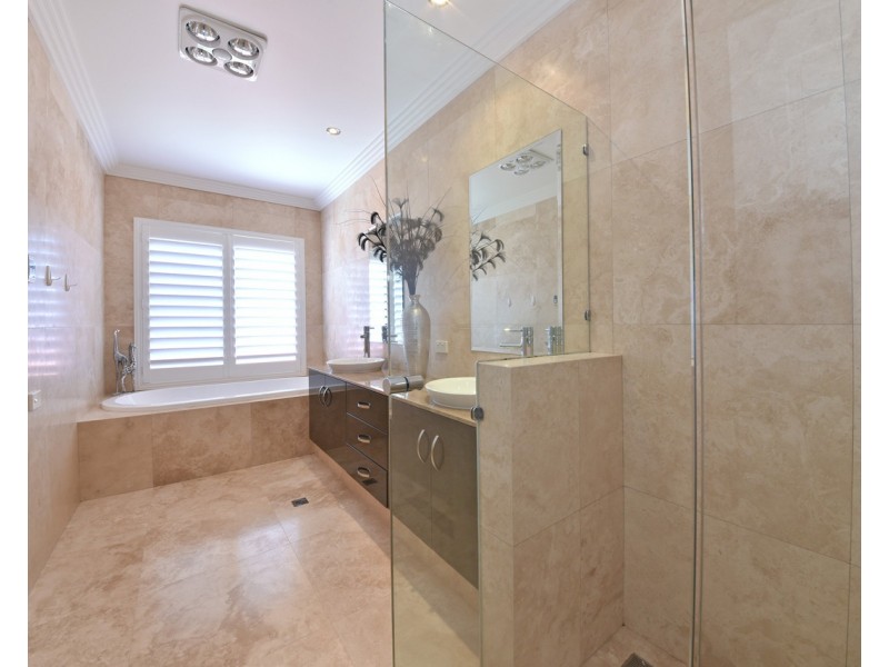 68 Limetree Circuit, Mindarie WA 6030