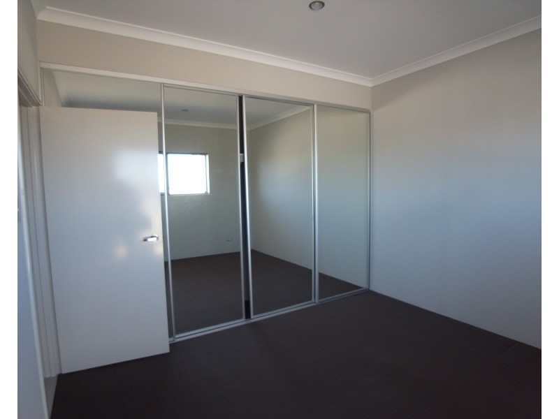 4 Tarpon Link, Butler WA 6036