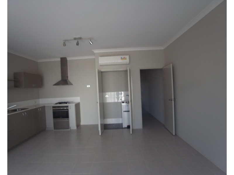 4 Tarpon Link, Butler WA 6036