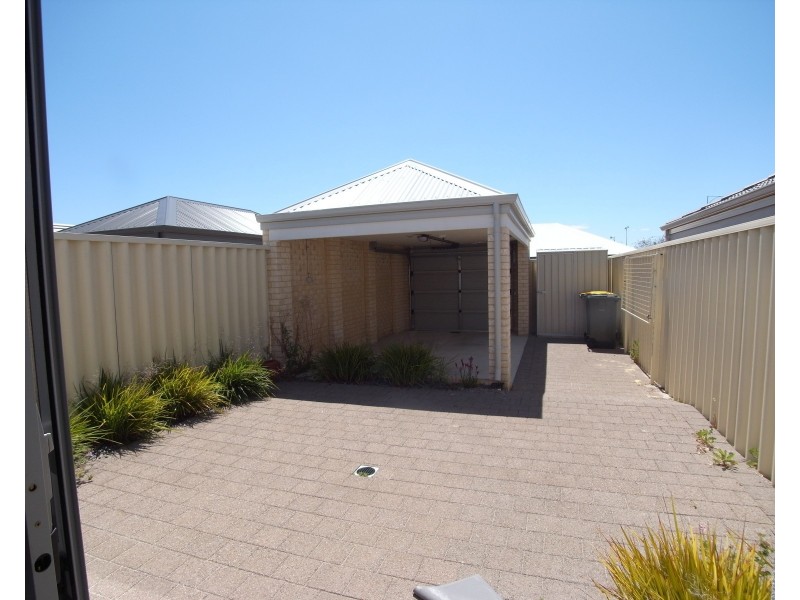 4 Tarpon Link, Butler WA 6036