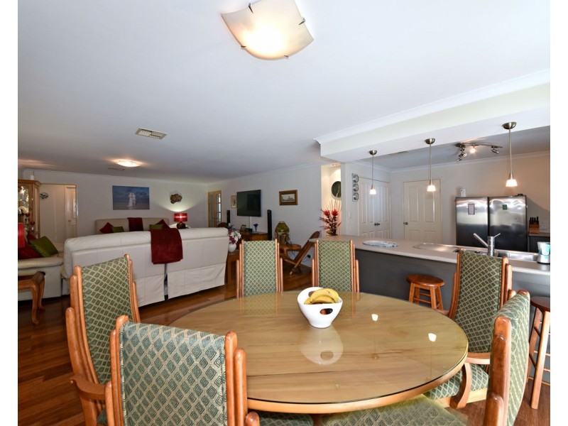 6 Beachtown Vista, Clarkson WA 6030