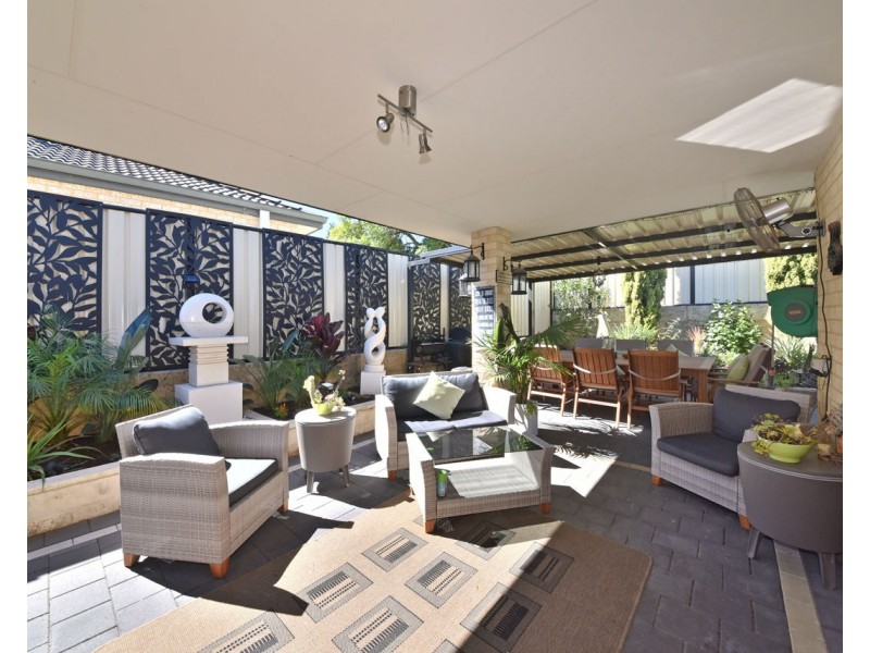 6 Beachtown Vista, Clarkson WA 6030