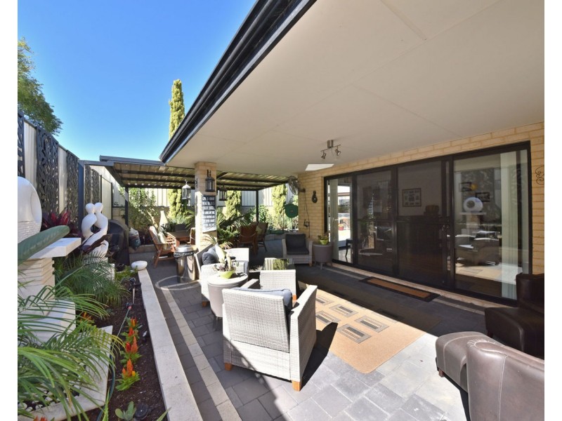 6 Beachtown Vista, Clarkson WA 6030