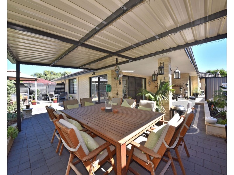 6 Beachtown Vista, Clarkson WA 6030