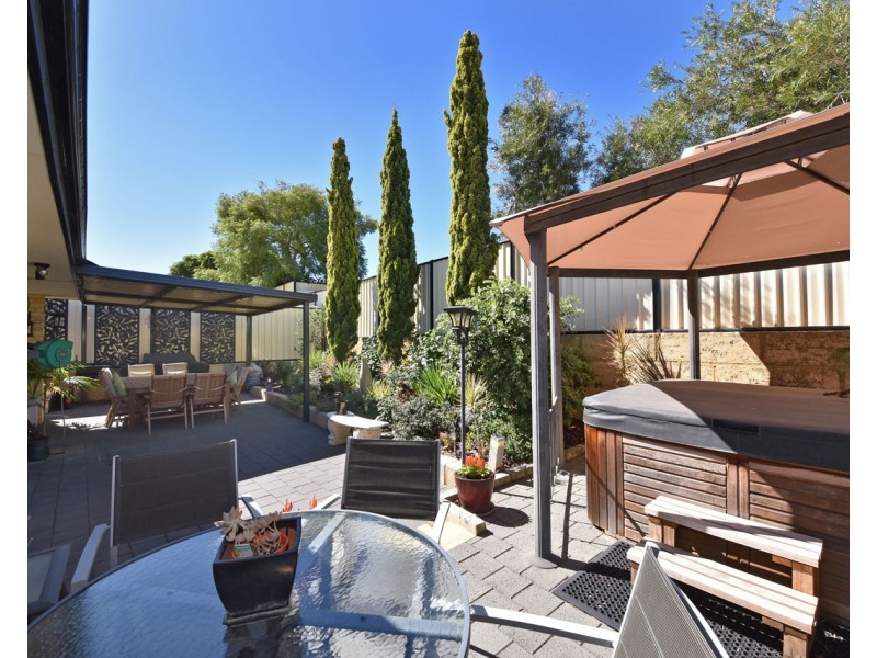 6 Beachtown Vista, Clarkson WA 6030