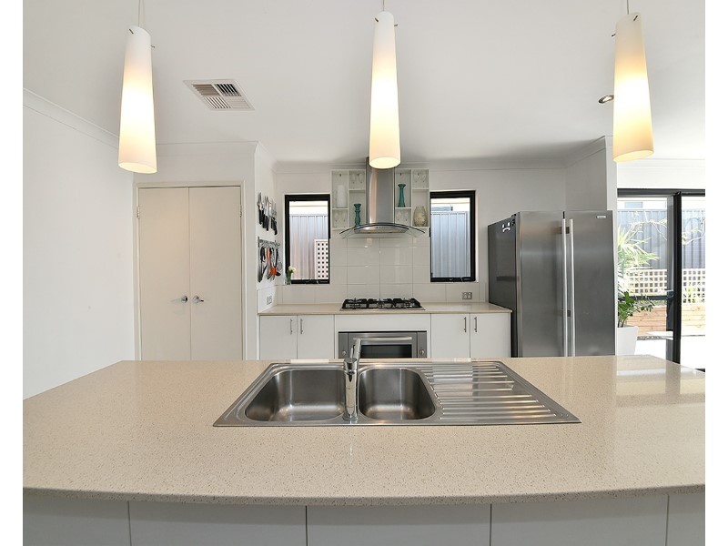 22 Sailboat Link, Jindalee WA 6036