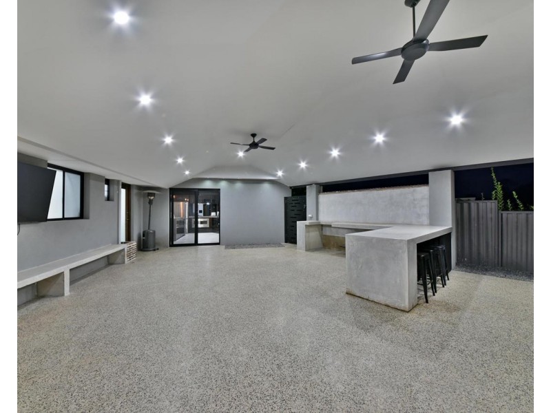 6 Farnley Way, Duncraig WA 6023