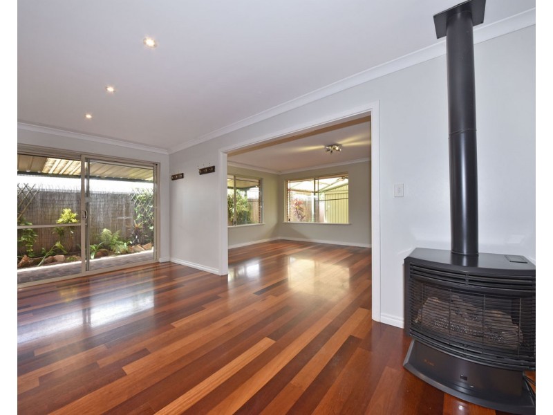 22 Dilkera Place, Quinns Rocks WA 6030