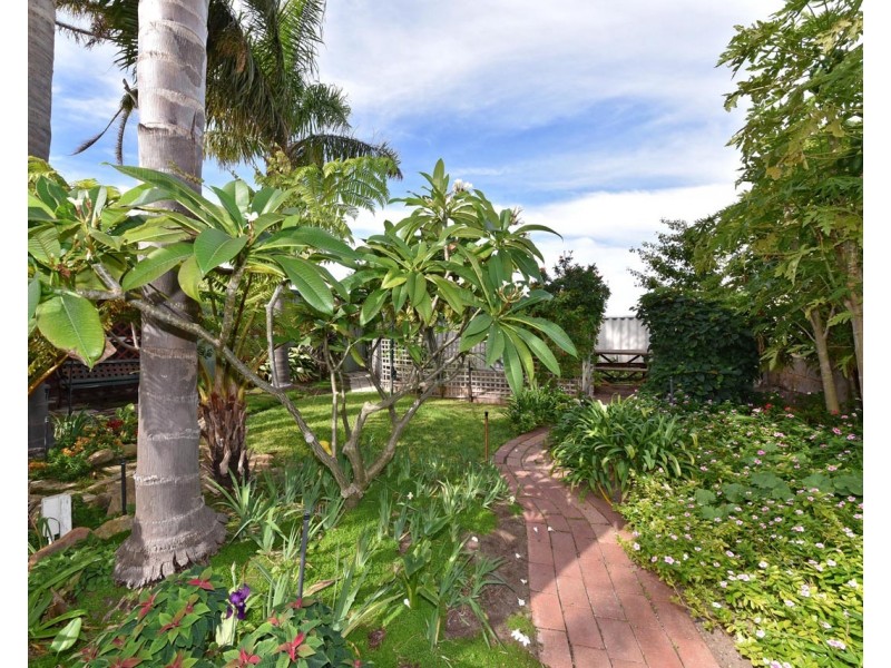 22 Dilkera Place, Quinns Rocks WA 6030