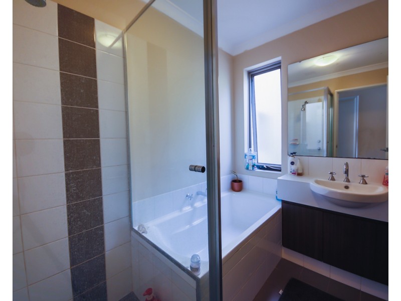 5 Rathkeale Boulevard, Ridgewood WA 6030