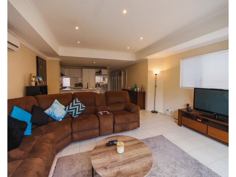 5 Rathkeale Boulevard, Ridgewood WA 6030