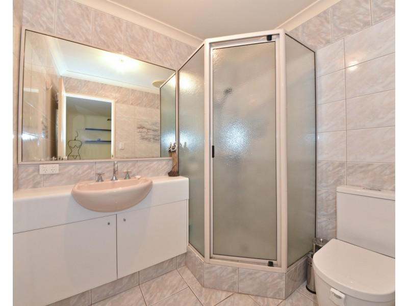 10/8 Keys Close, Mindarie WA 6030