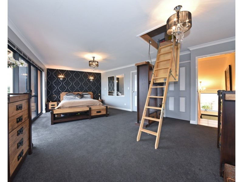 10/8 Keys Close, Mindarie WA 6030