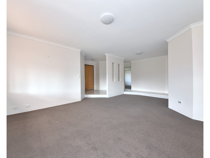 27 Limetree Circuit, Mindarie WA 6030