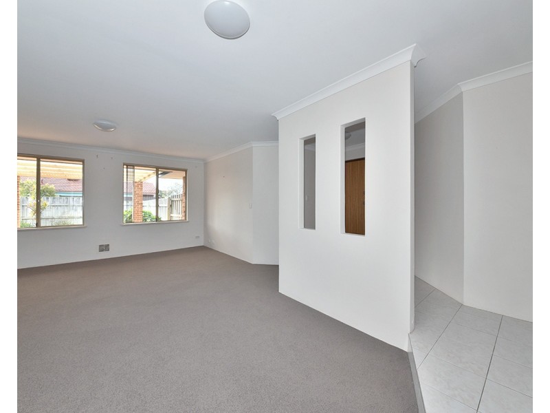 27 Limetree Circuit, Mindarie WA 6030