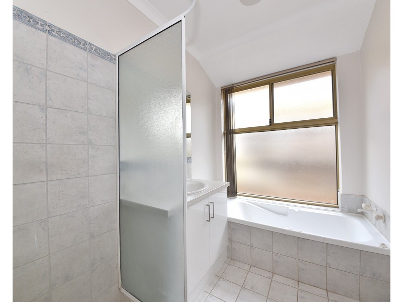 27 Limetree Circuit, Mindarie WA 6030