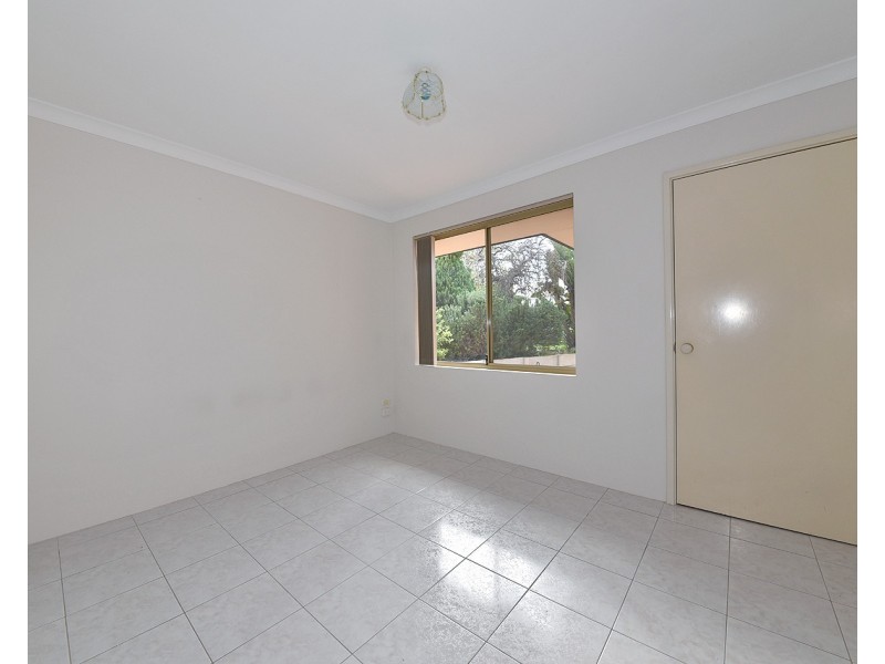 27 Limetree Circuit, Mindarie WA 6030