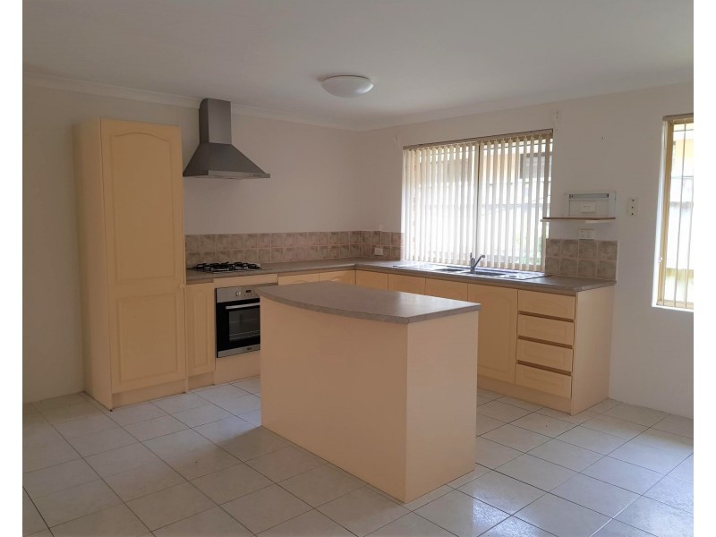 27 Limetree Circuit, Mindarie WA 6030