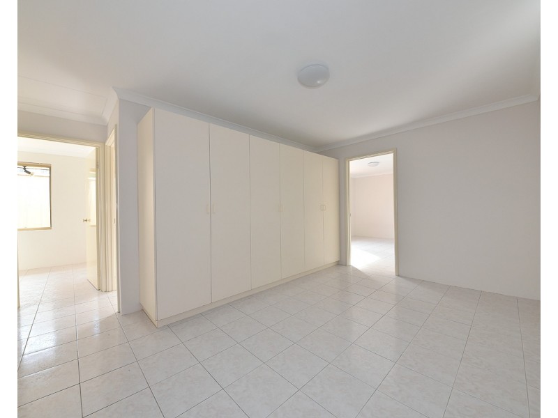 27 Limetree Circuit, Mindarie WA 6030