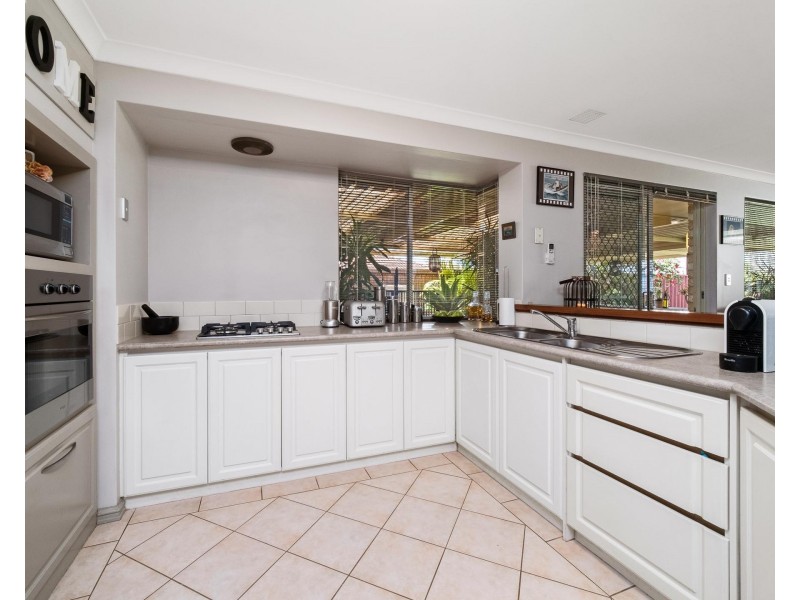 3 Lindeman Heights, Ridgewood WA 6030