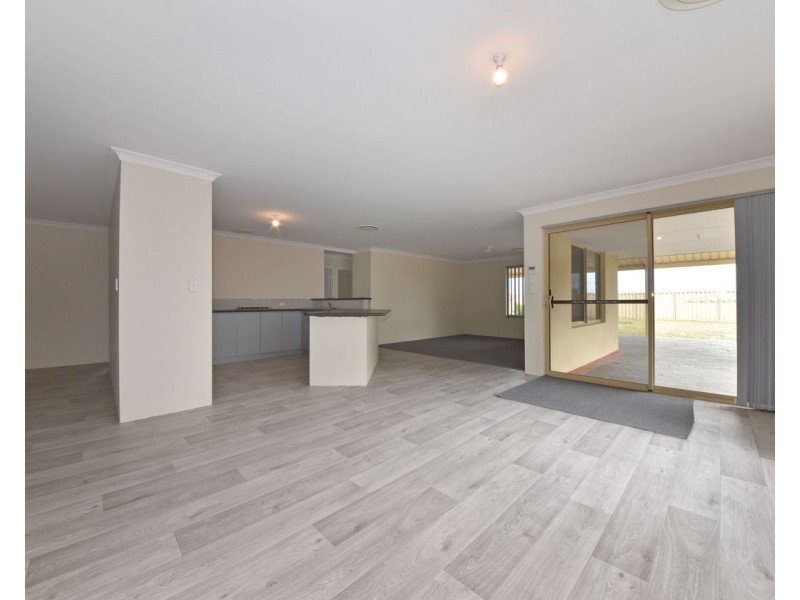 25 Corinda Way, Ridgewood WA 6030