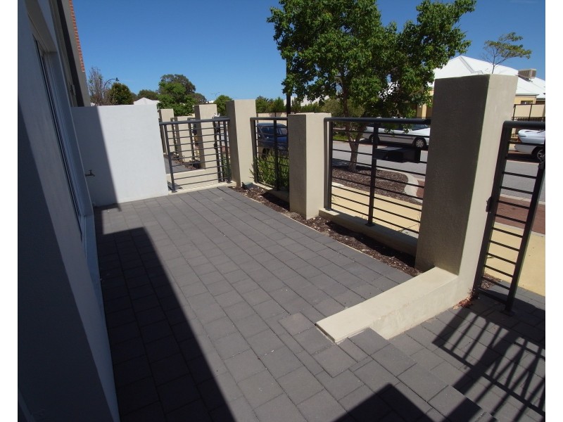 63 Gaudi Way, Clarkson WA 6030