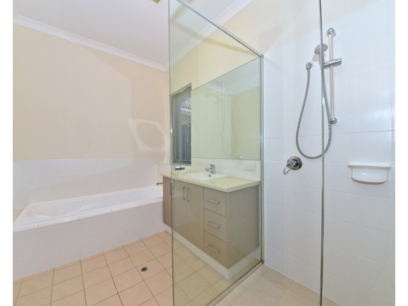 18 Wesley Way, Aveley WA 6069