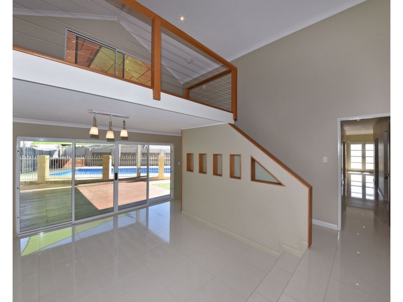 4 Colonna Place, Quinns Rocks WA 6030