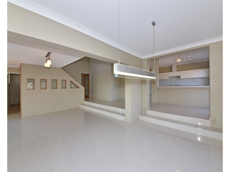 4 Colonna Place, Quinns Rocks WA 6030