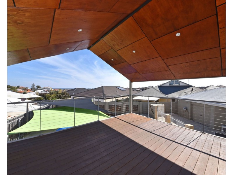 4 Colonna Place, Quinns Rocks WA 6030